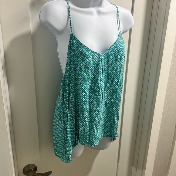Beach tank top - Picture 2 of 5